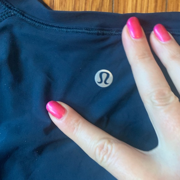 Lululemon open back top with sheer trim - Picture 4 of 6